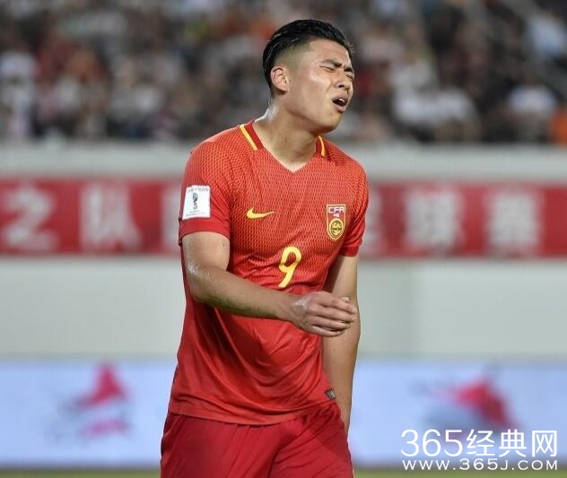 C7在线游戏- 狼队韩国前锋黄喜灿韧带撕裂，世界杯预选赛告急  
